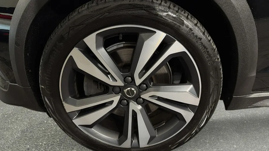 VOLVO V60 -