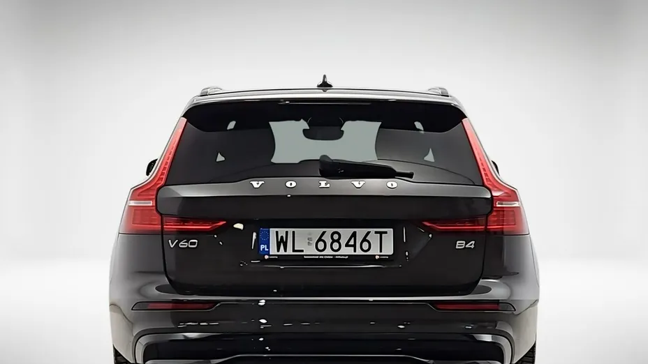 VOLVO V60 -