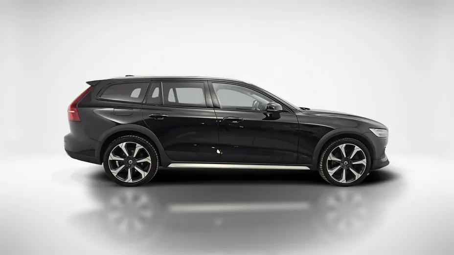 VOLVO V60 -
