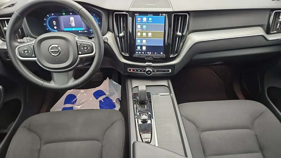 VOLVO XC60 -