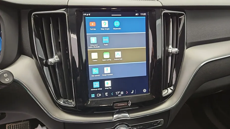 VOLVO XC60 -