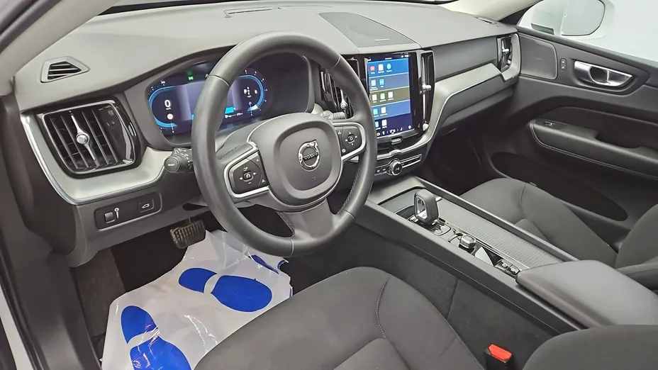 VOLVO XC60 -