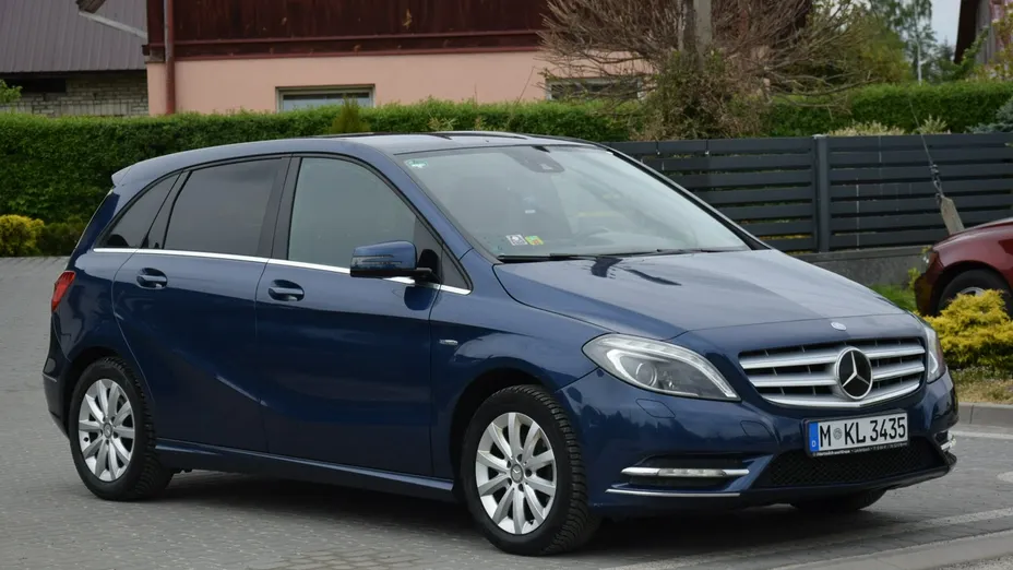 MERCEDES-BENZ B Klasa -