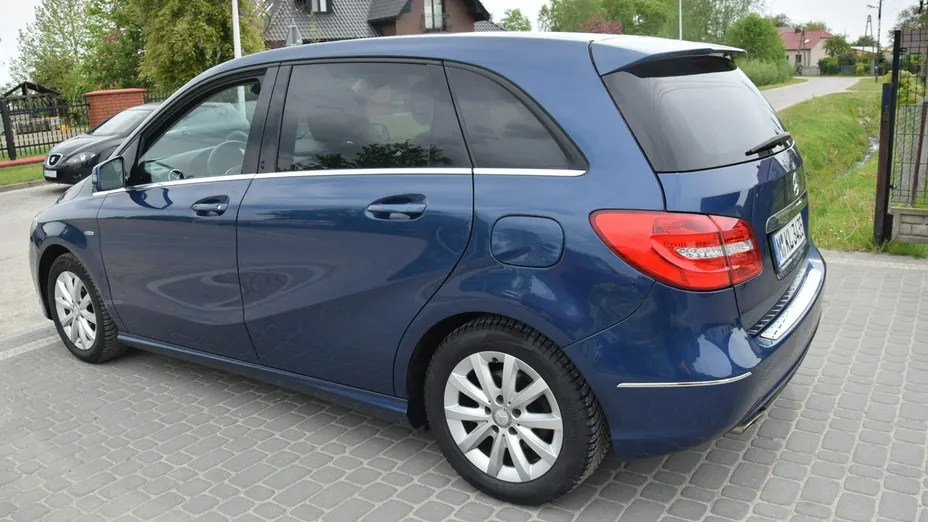 MERCEDES-BENZ B Klasa -