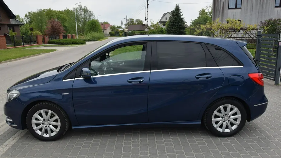 MERCEDES-BENZ B Klasa -