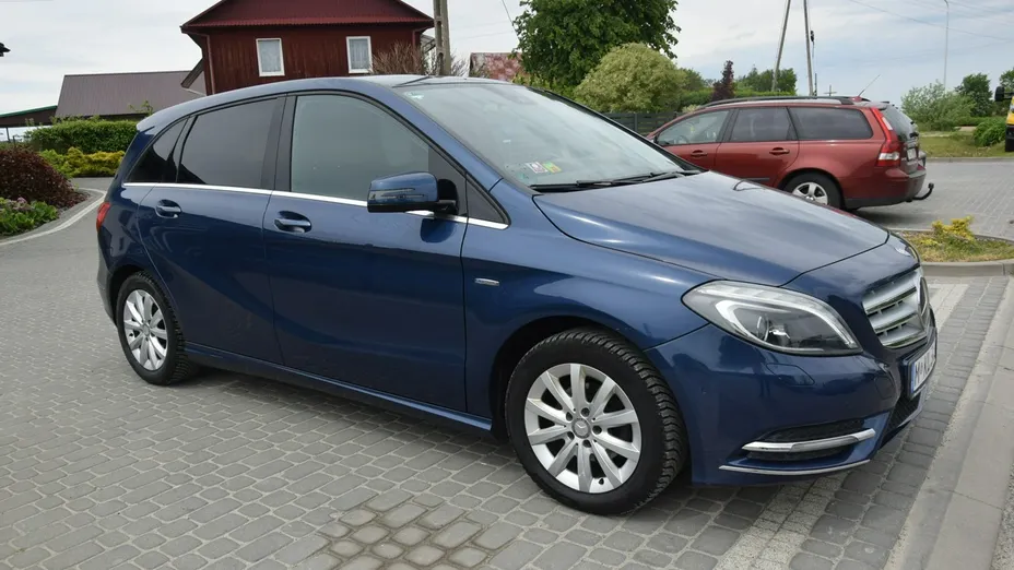 MERCEDES-BENZ B Klasa -