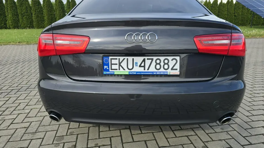AUDI A6 -