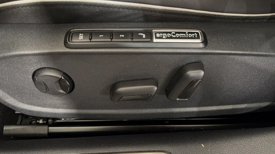 VOLKSWAGEN Arteon -