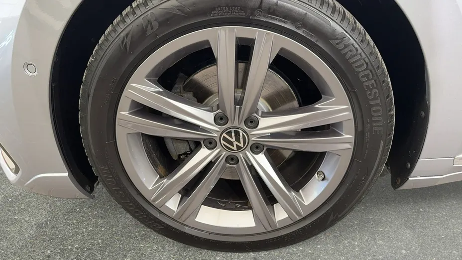 VOLKSWAGEN Arteon -