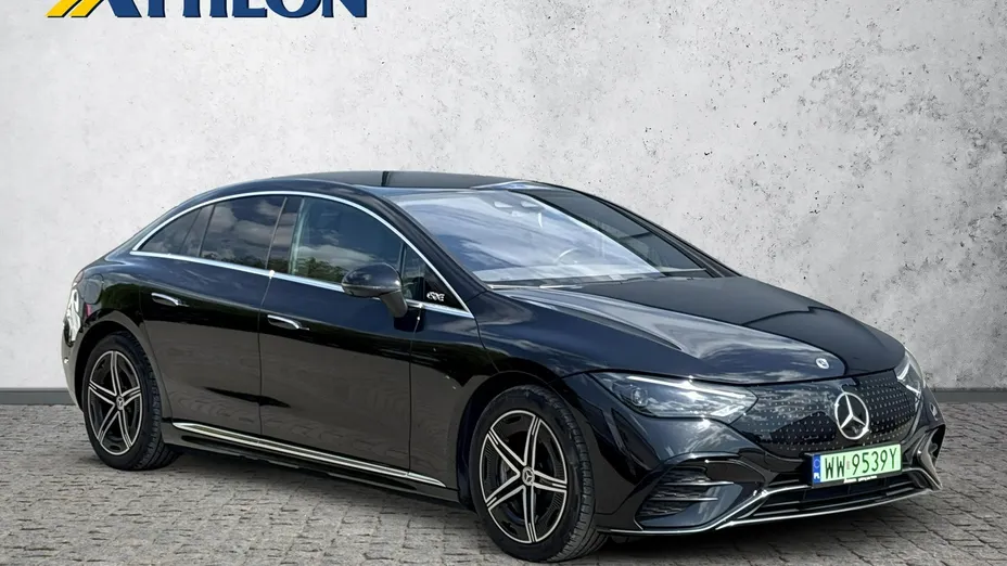MERCEDES-BENZ EQE -