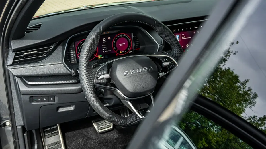 SKODA Octavia -