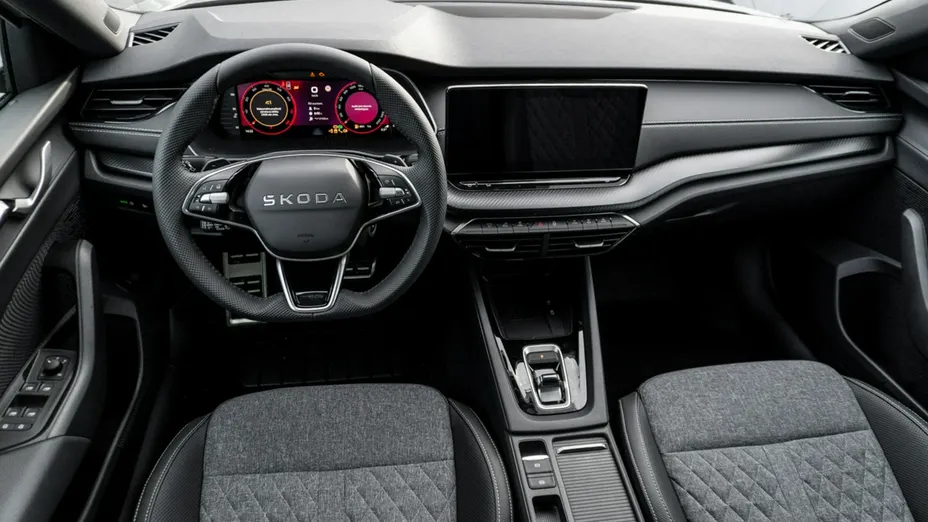 SKODA Octavia -