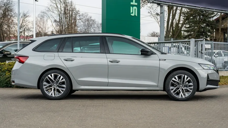 SKODA Octavia -