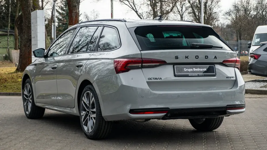 SKODA Octavia -