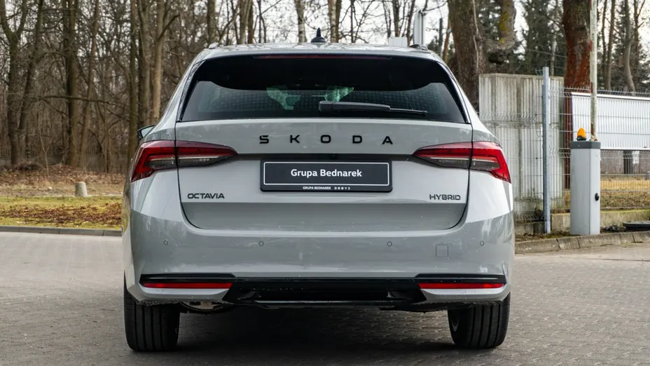 SKODA Octavia -