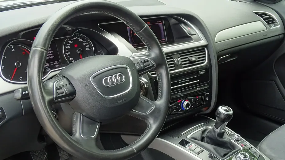 AUDI A4 Avant -