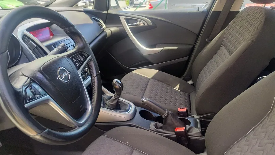 OPEL Astra -