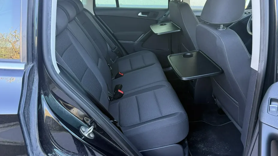 VOLKSWAGEN Tiguan -