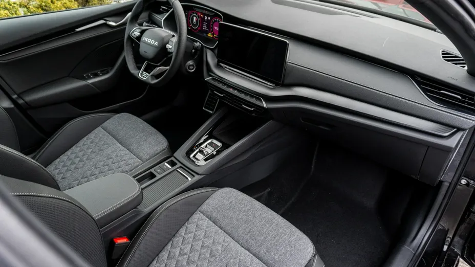 SKODA Octavia -