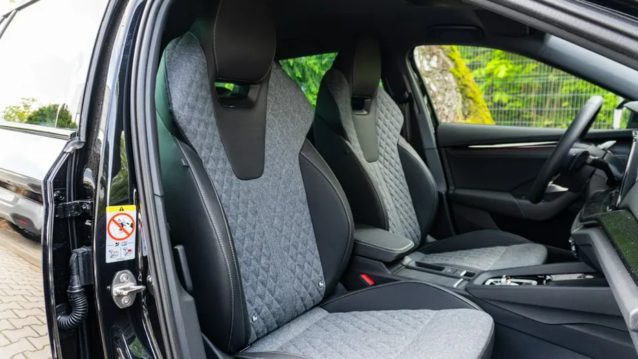 SKODA Octavia -