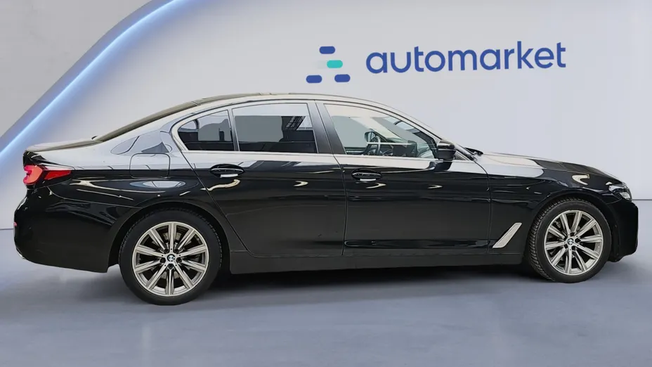 BMW Seria 5 518d mHEV aut