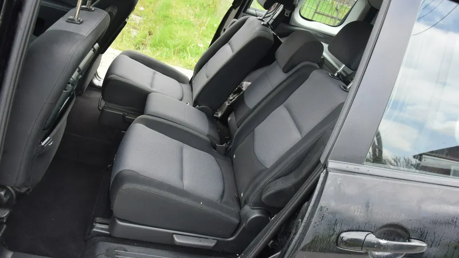 MAZDA 5 -