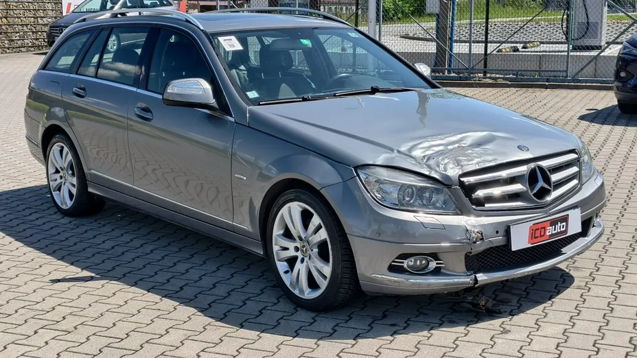 MERCEDES-BENZ C Klasa -