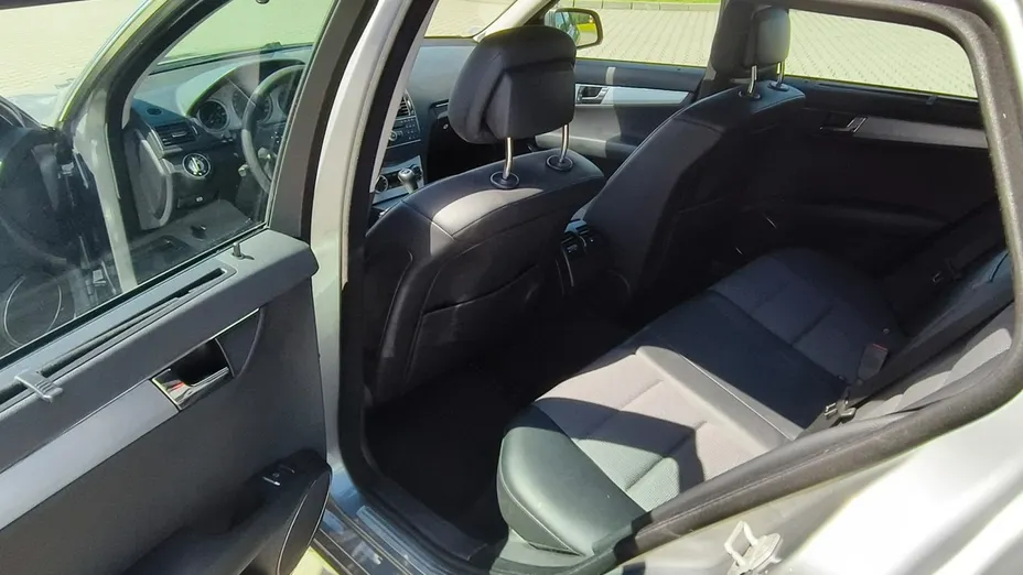 MERCEDES-BENZ C Klasa -