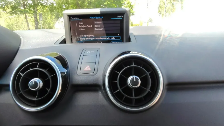 AUDI A1 -