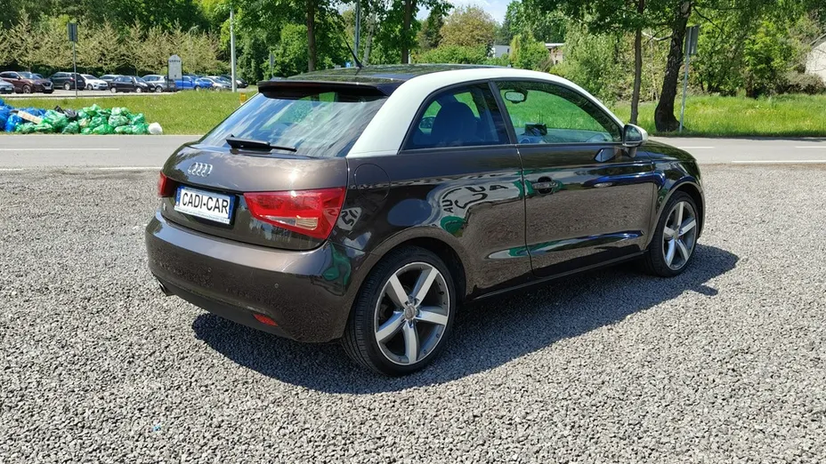 AUDI A1 -