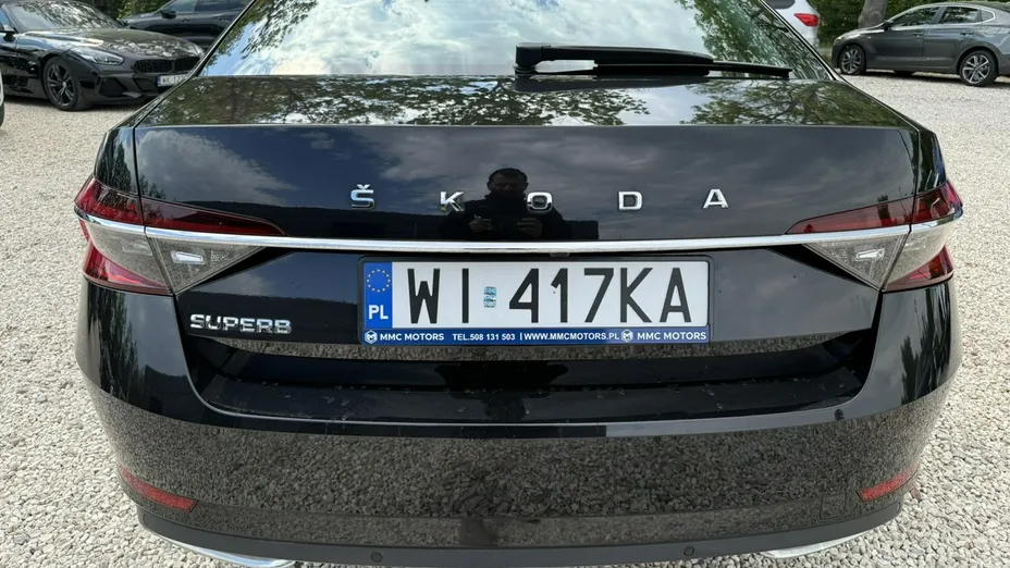 SKODA Superb -