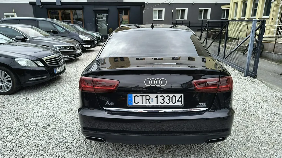 AUDI A6 -