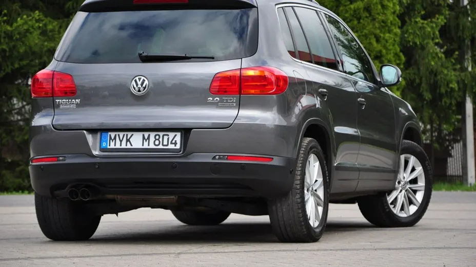 VOLKSWAGEN Tiguan -