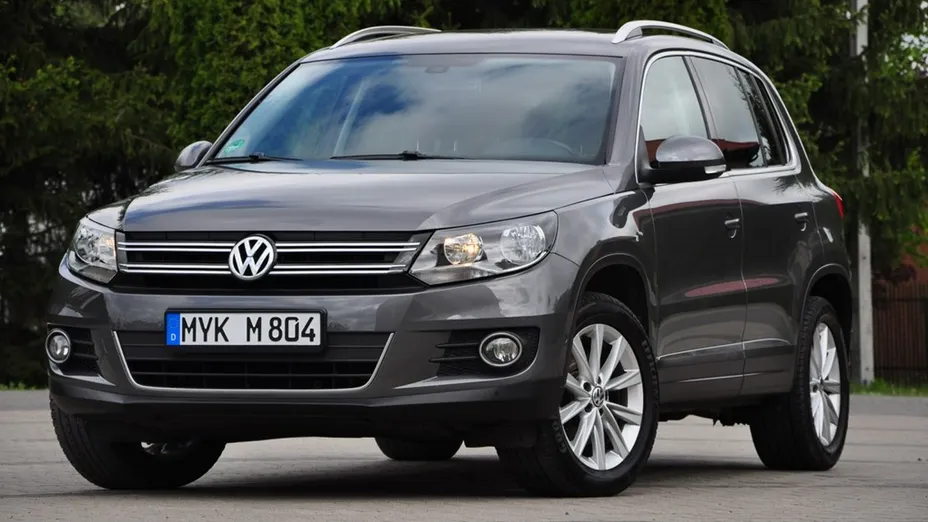 VOLKSWAGEN Tiguan -