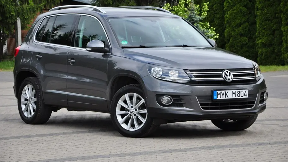 VOLKSWAGEN Tiguan -