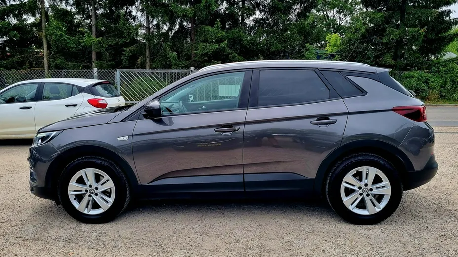 OPEL Grandland X -