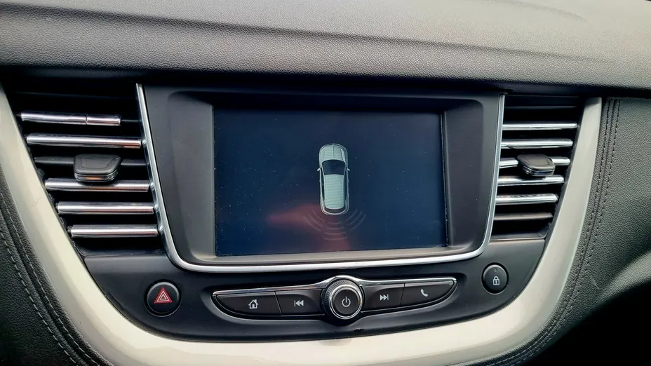 OPEL Grandland X -
