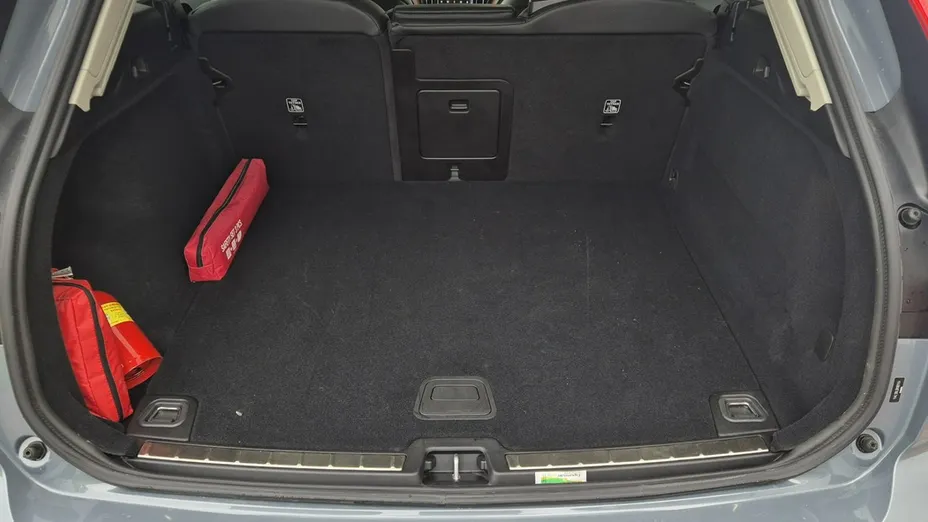 VOLVO XC60 -