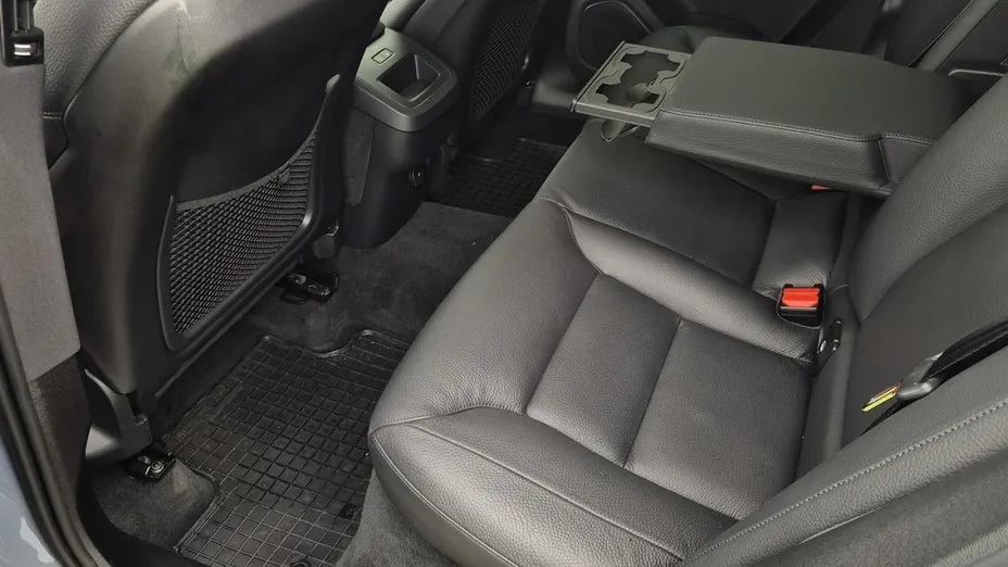 VOLVO XC60 -