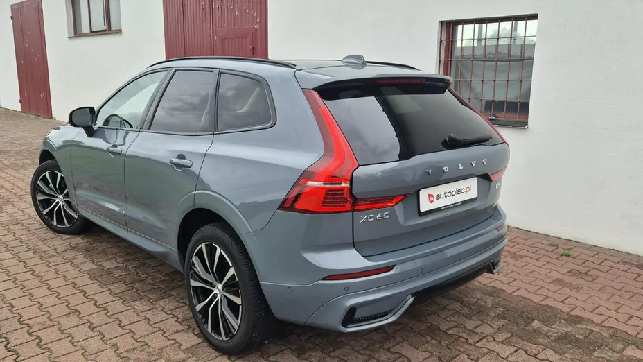 VOLVO XC60 -