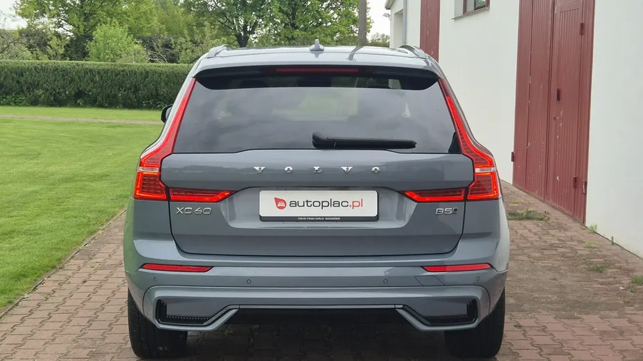 VOLVO XC60 -
