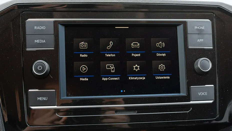 VOLKSWAGEN Passat -