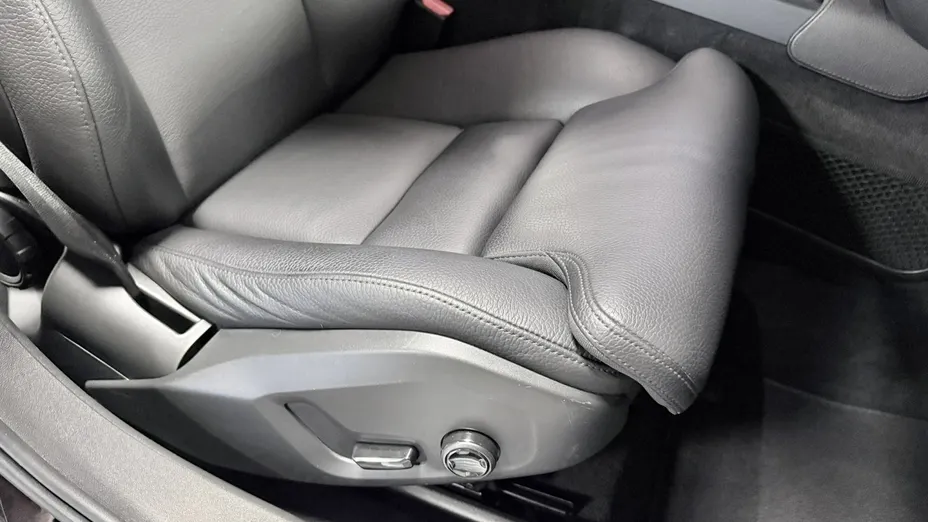 VOLVO V90 -