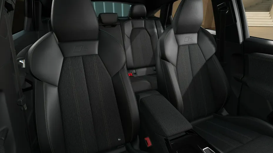 AUDI Q6 Sportback e-tron -