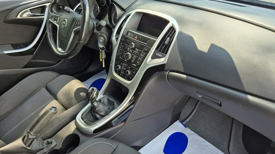 OPEL Astra -