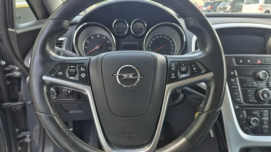 OPEL Astra -