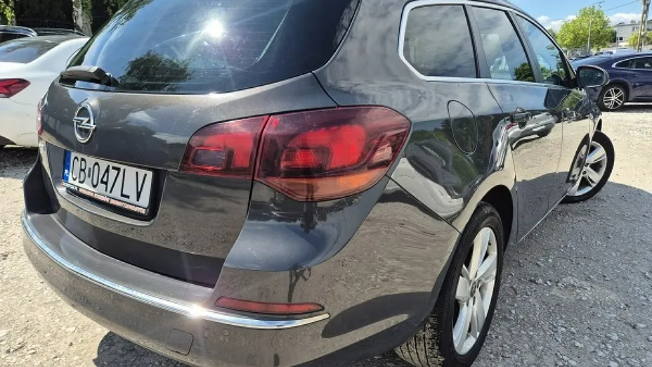 OPEL Astra -