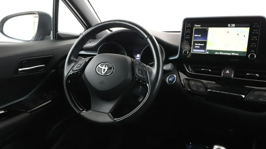 TOYOTA C-HR -