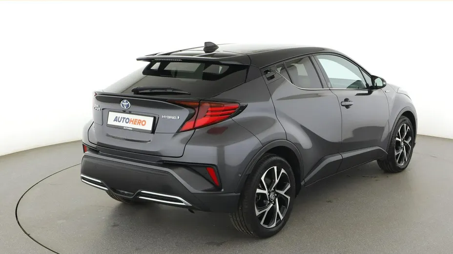 TOYOTA C-HR -