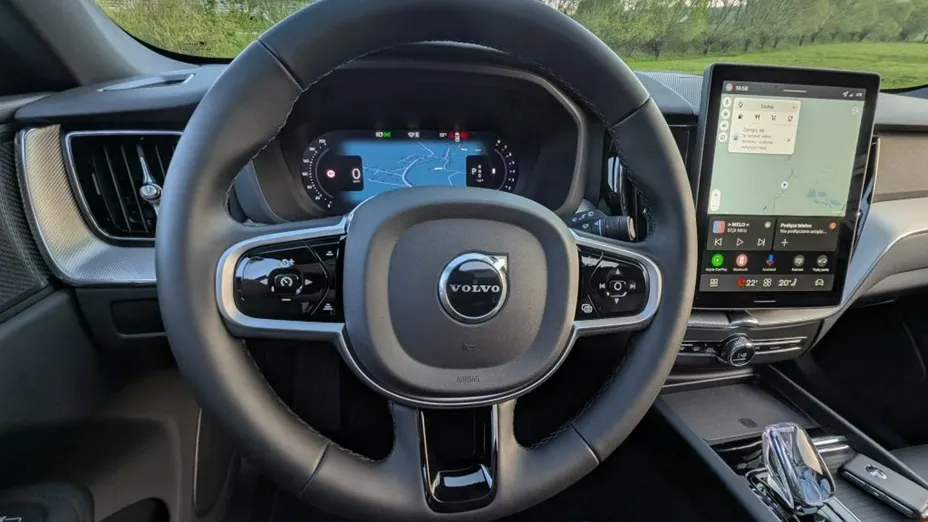 VOLVO XC60 -